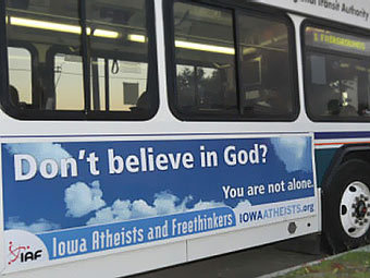 Атеисты Арканзаса обвинили власти в цензуре на рекламу
