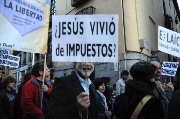 Марш атеистов в Мадриде. 20 апреля 2012 года