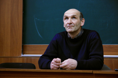 Старший преподаватель КПИ В.Д.Пихорович